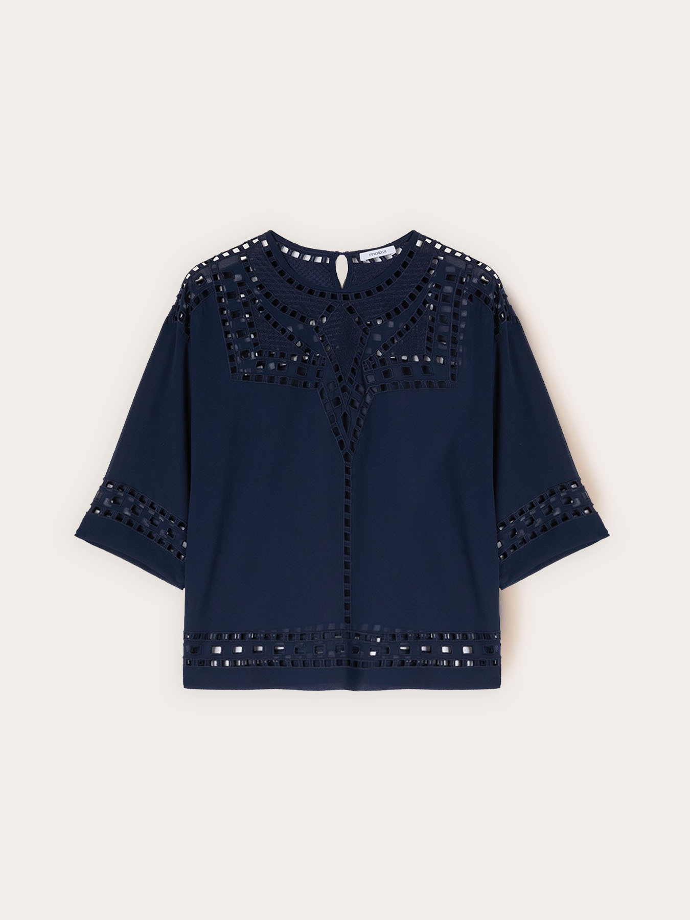 Bluză din georgette cu broderii ajour&eacute; image number 4