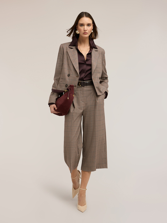 Short double-breasted jacket with check pattern