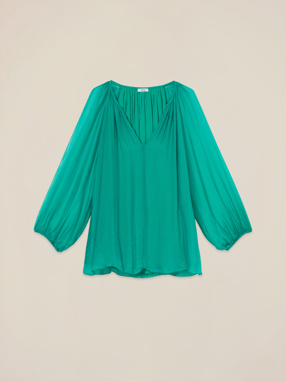 Fluid silk blend blouse
