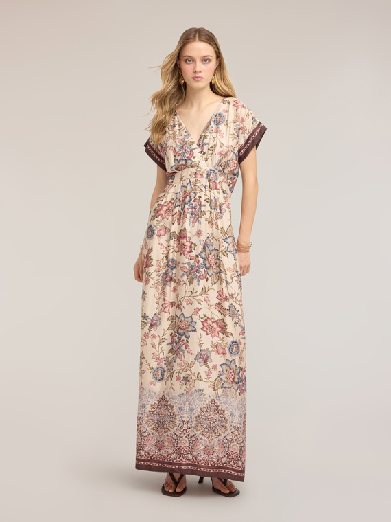 Vestito flare lungo in raso con stampa