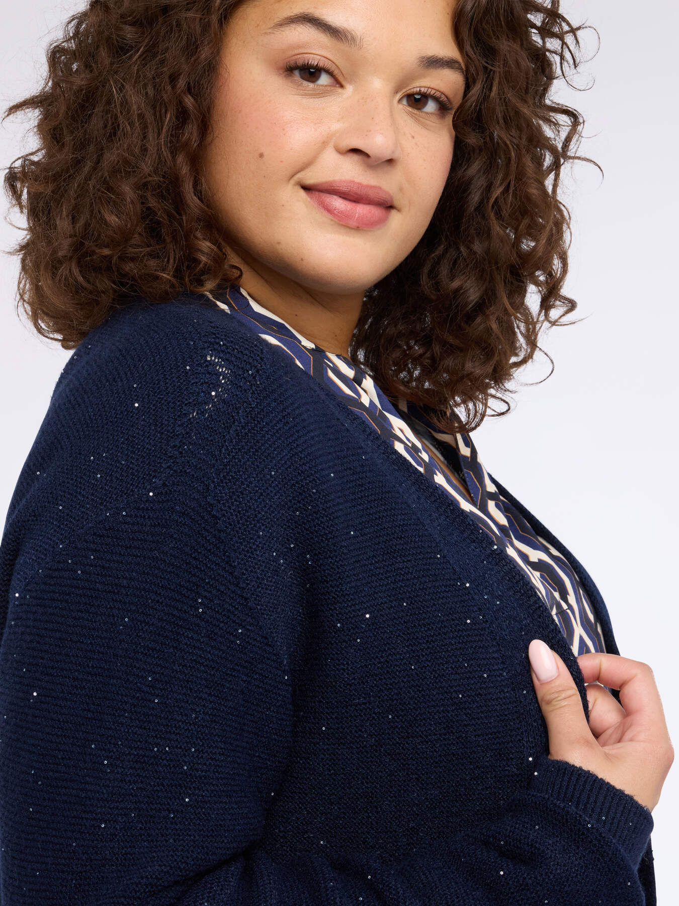 Cardigan long &agrave; paillettes image number 3