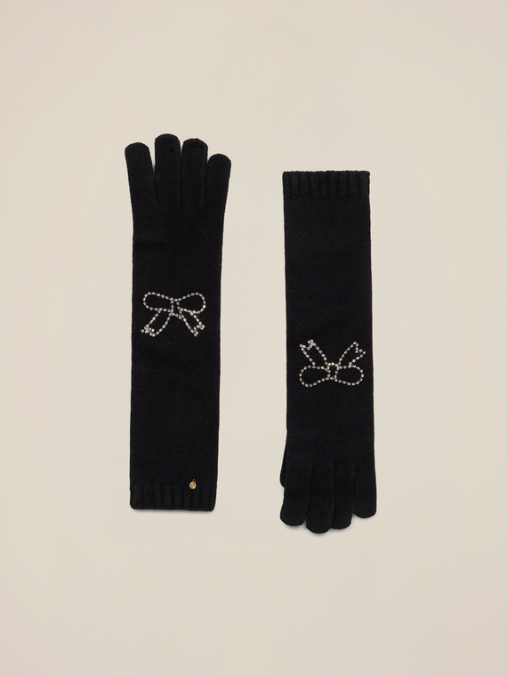 Long knit gloves with crystals