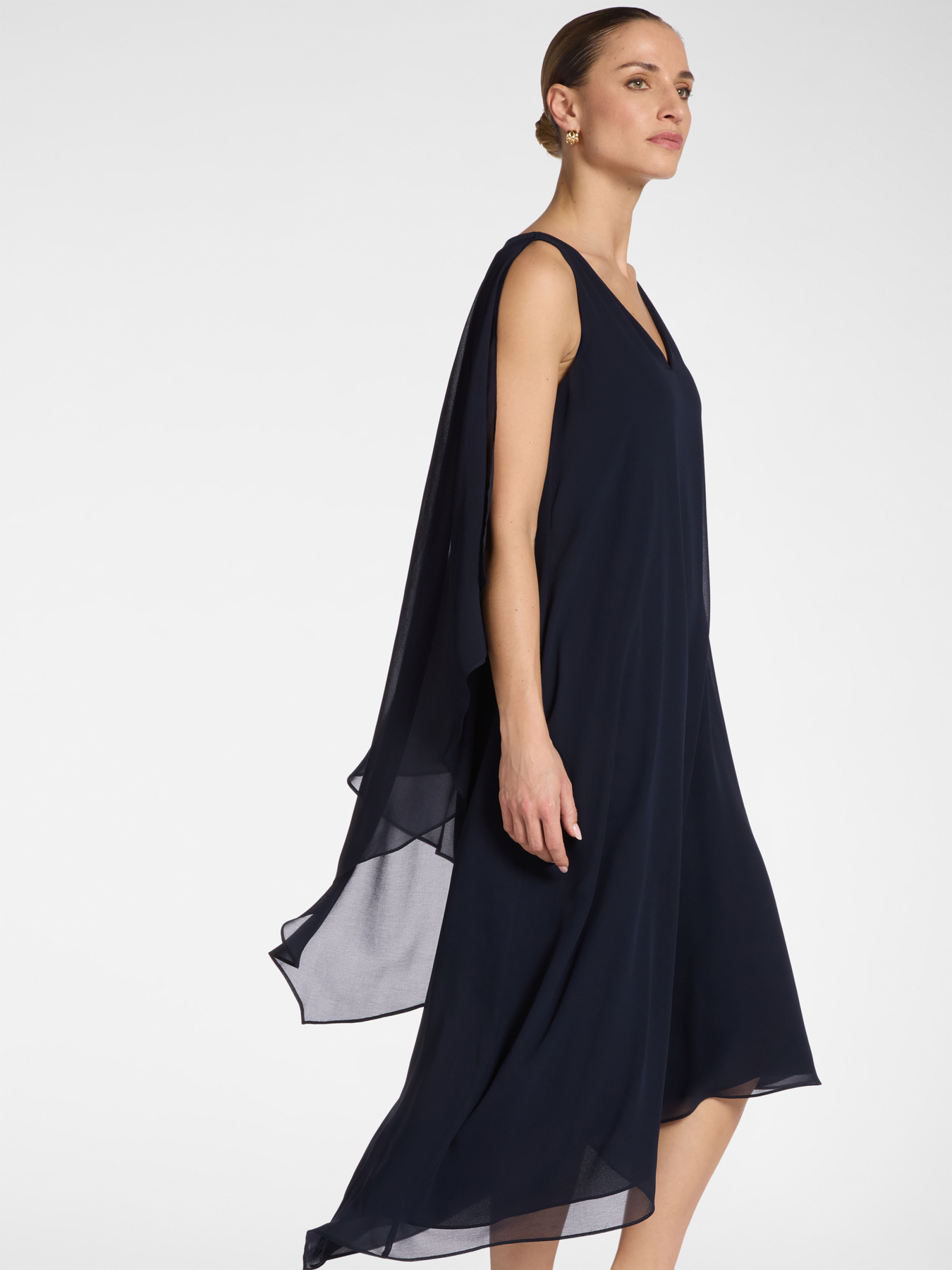 Long georgette dress image number 3