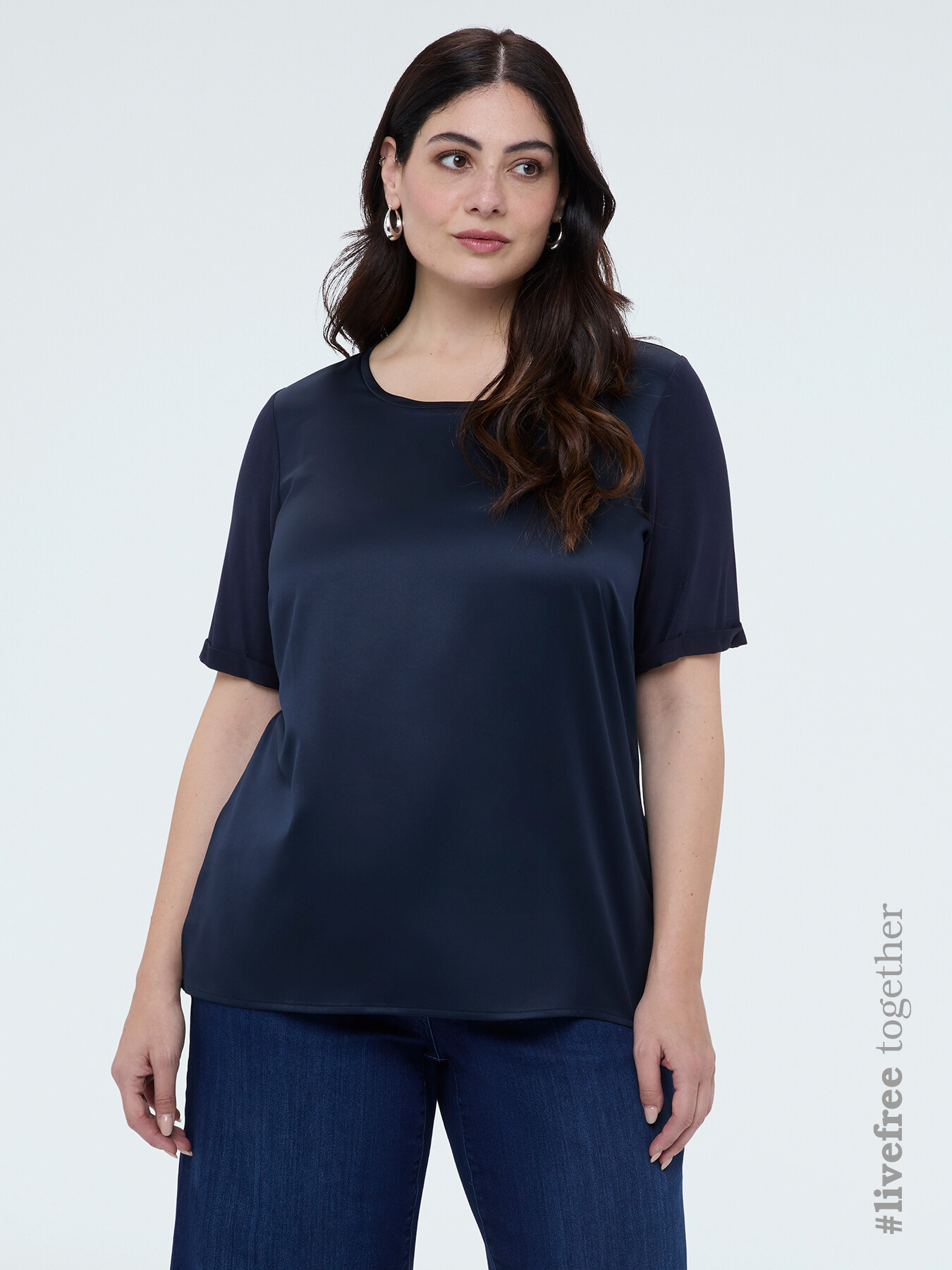 Bi-material t-shirt with round neckline image number 0