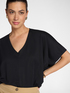 T-shirt scollo a V image number 2