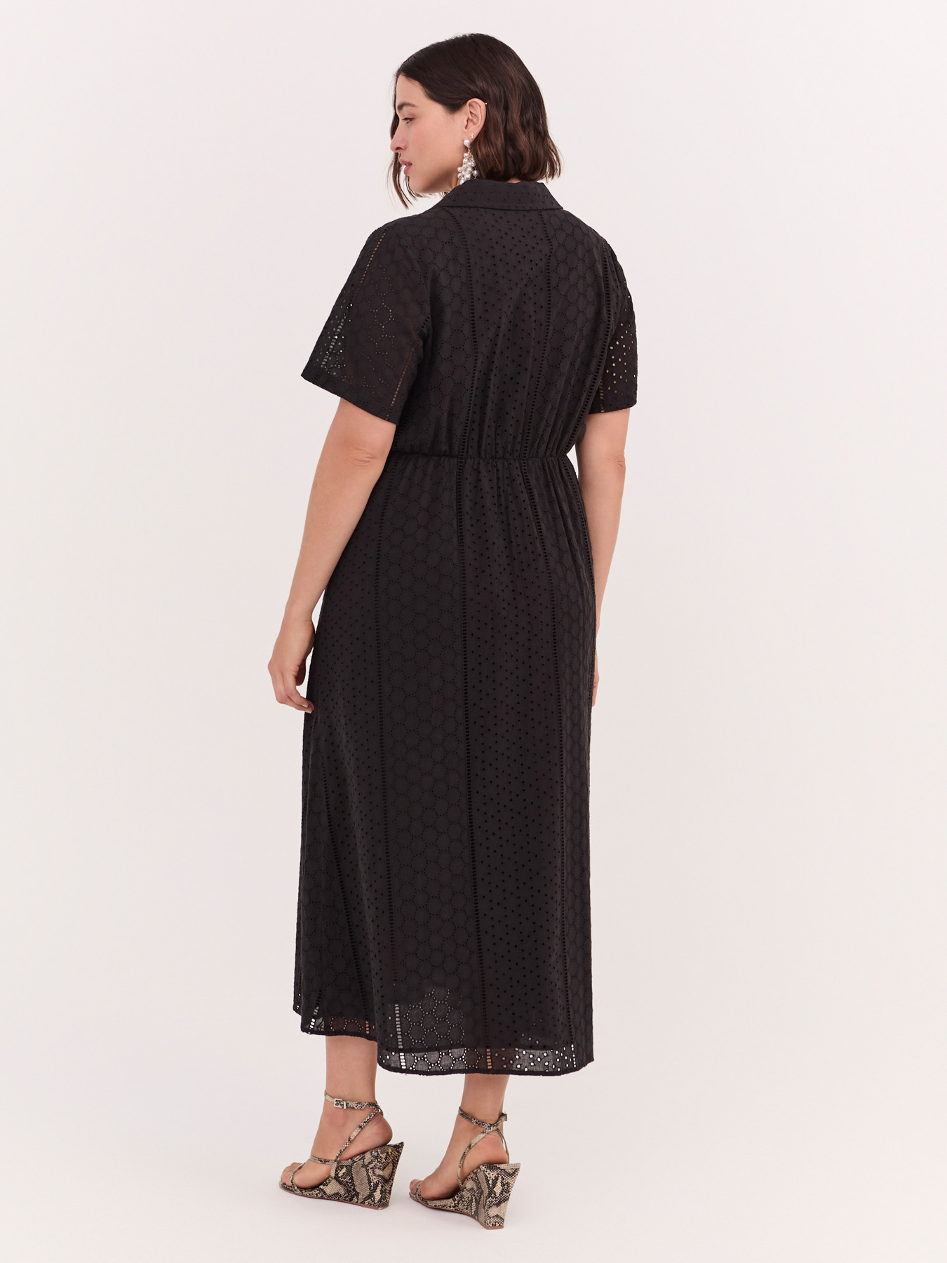 Robe ligne grecque DREAM en broderie anglaise image number 1