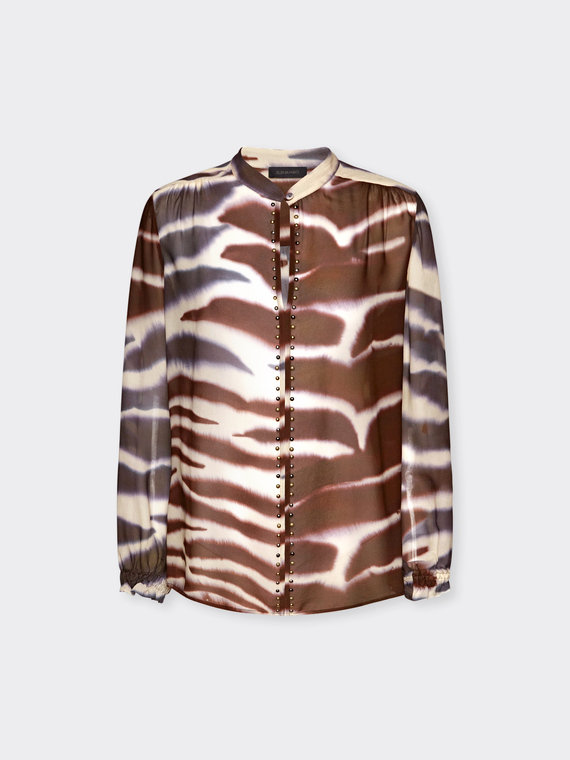 Bedruckte Bluse mit Nieten