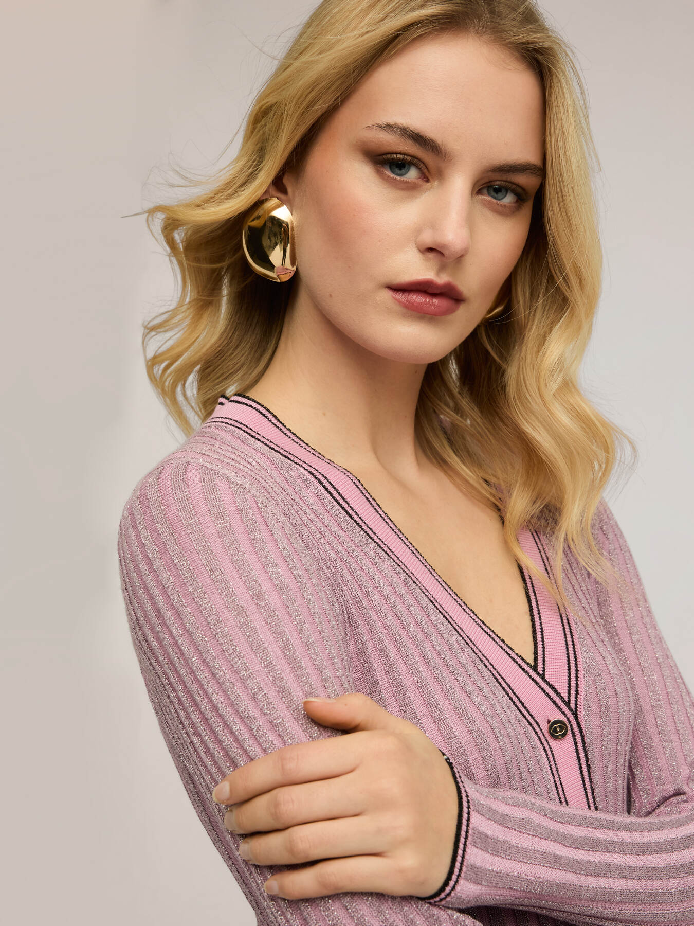 Ribbed knit cardigan with lurex blend image number 3