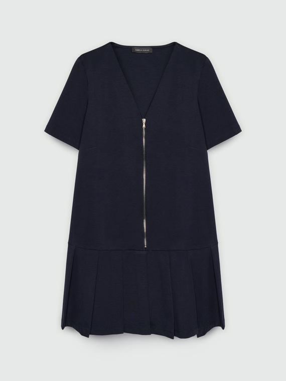 Short dress with zip and pleats