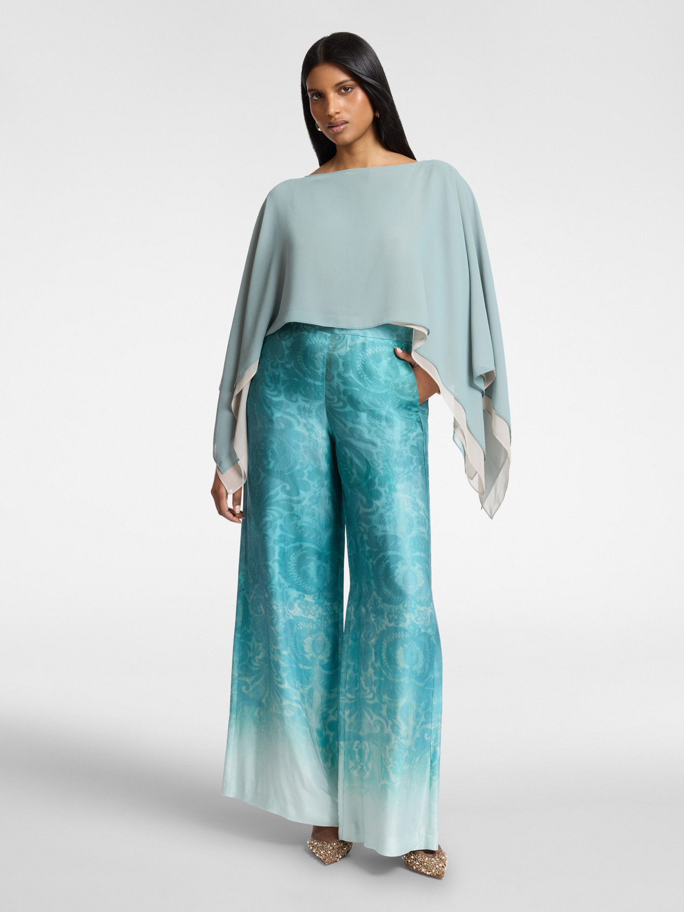 Double georgette cape image number 2