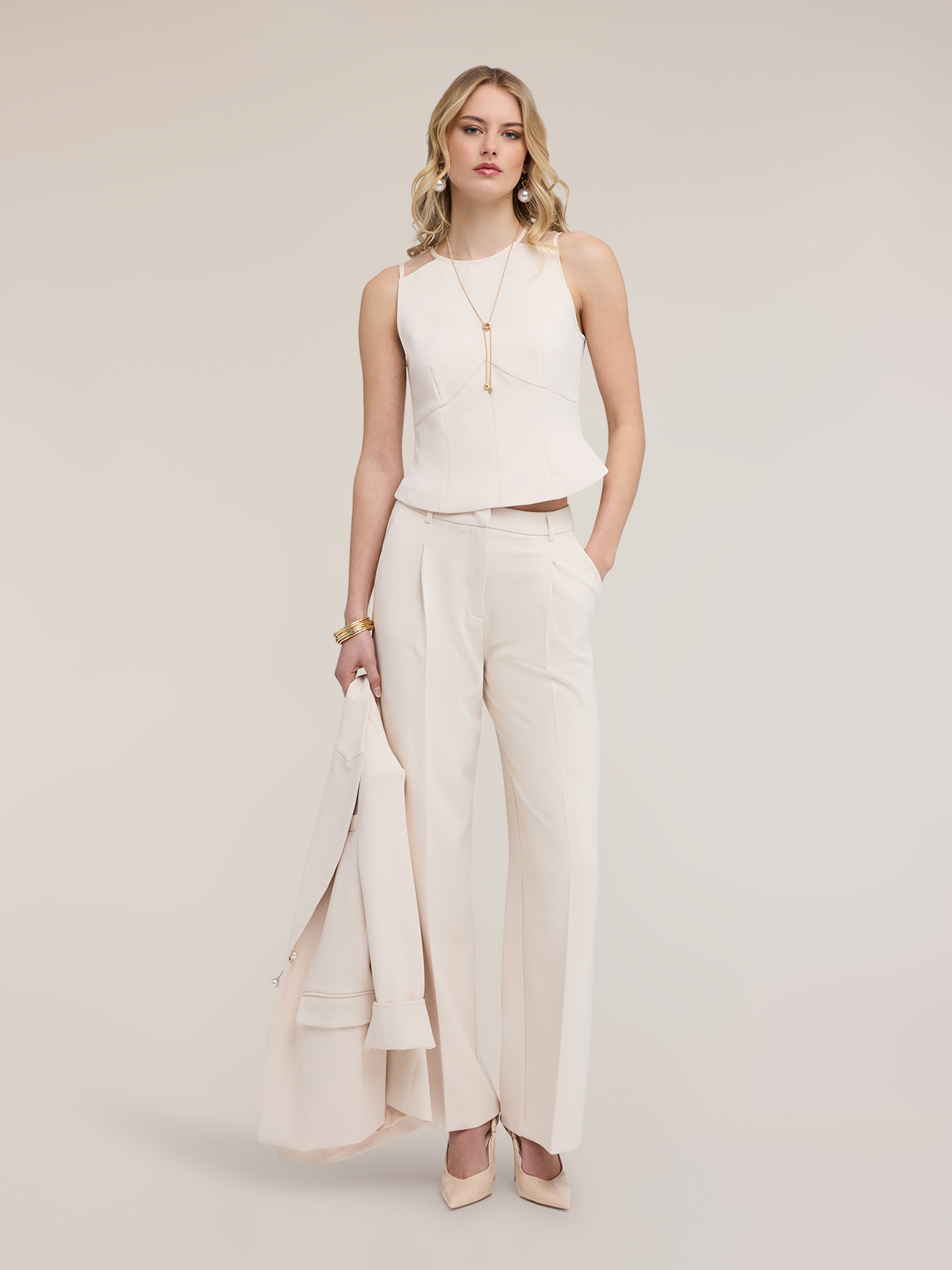 Cr&ecirc;pe top with tulle inserts image number 3