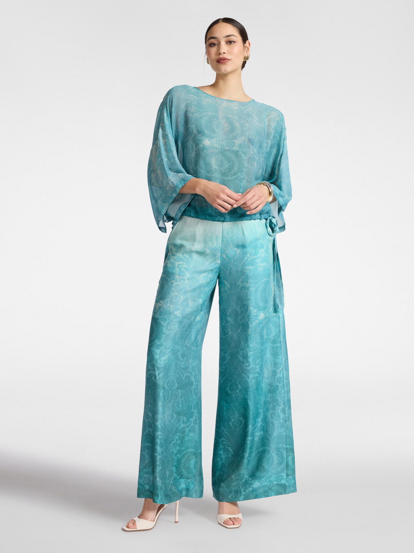 Blusa in georgette stampata image number 2