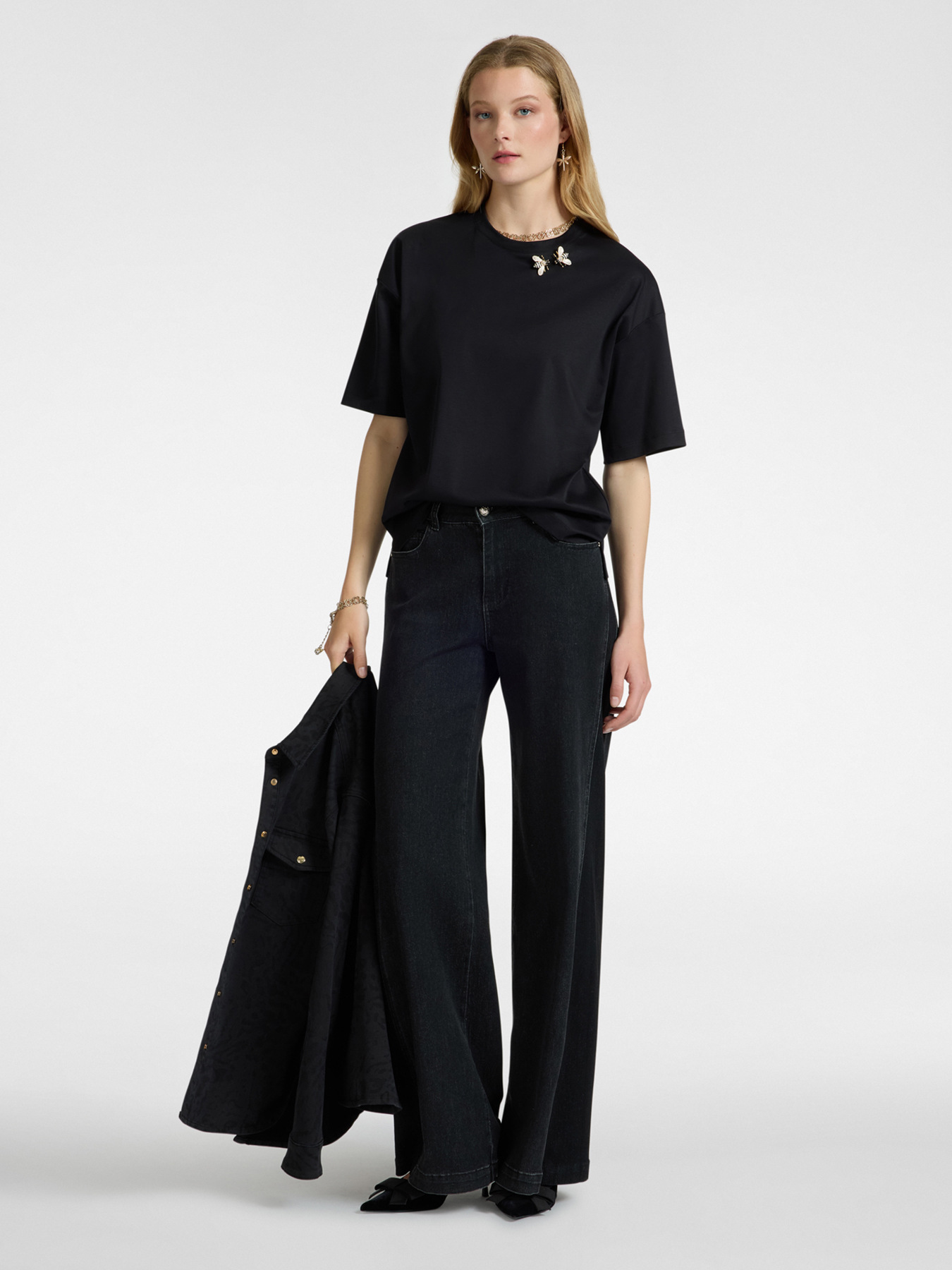 T-shirt with applications image number 3