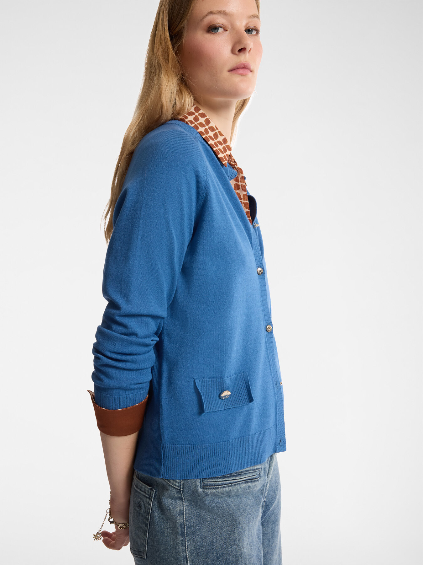 Cardigan con bottoni image number 3