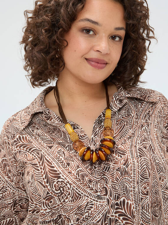 Collier au style ethnique