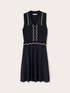 Kurzes Strickkleid mit Besätzen in Kontrastfarbe image number 4