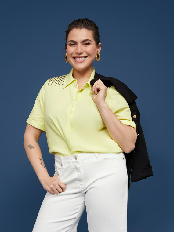 Camicia maniche corte ricamata