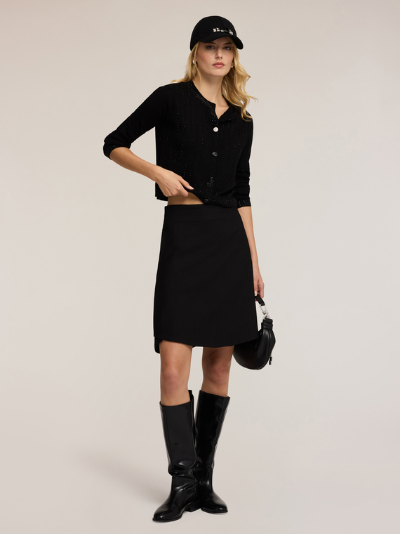 Cardigan cropped in maglia con strass