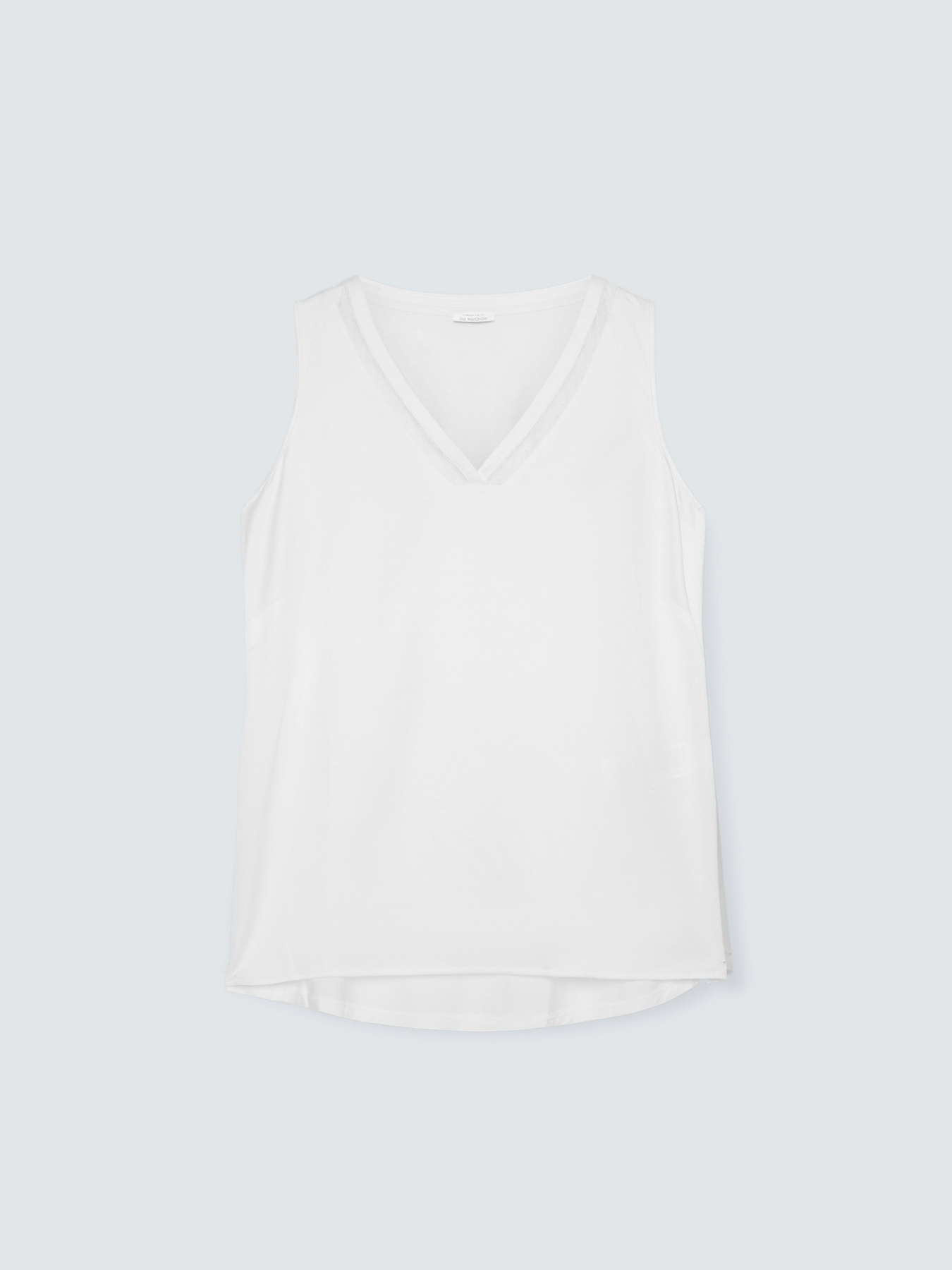 Top con scollo V e dettaglio in pizzo image number 4