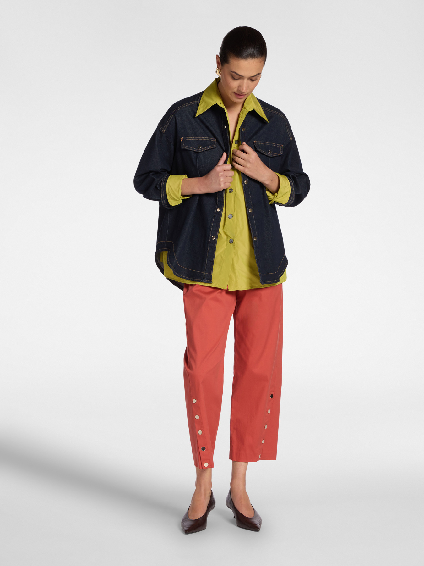 Gabardine trousers with buttons image number 0