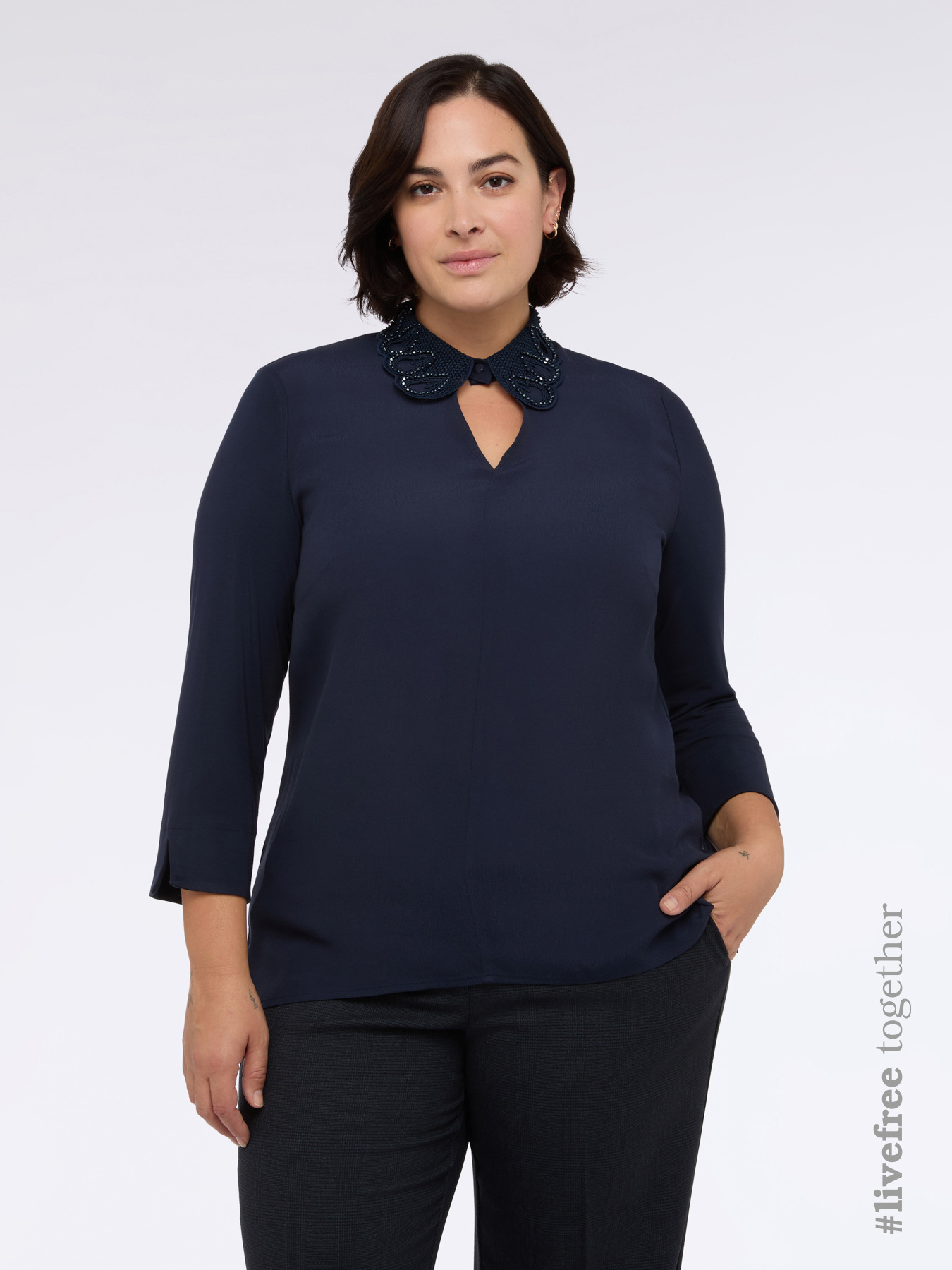 Camiseta bimat&eacute;rica con cuello precioso image number 0