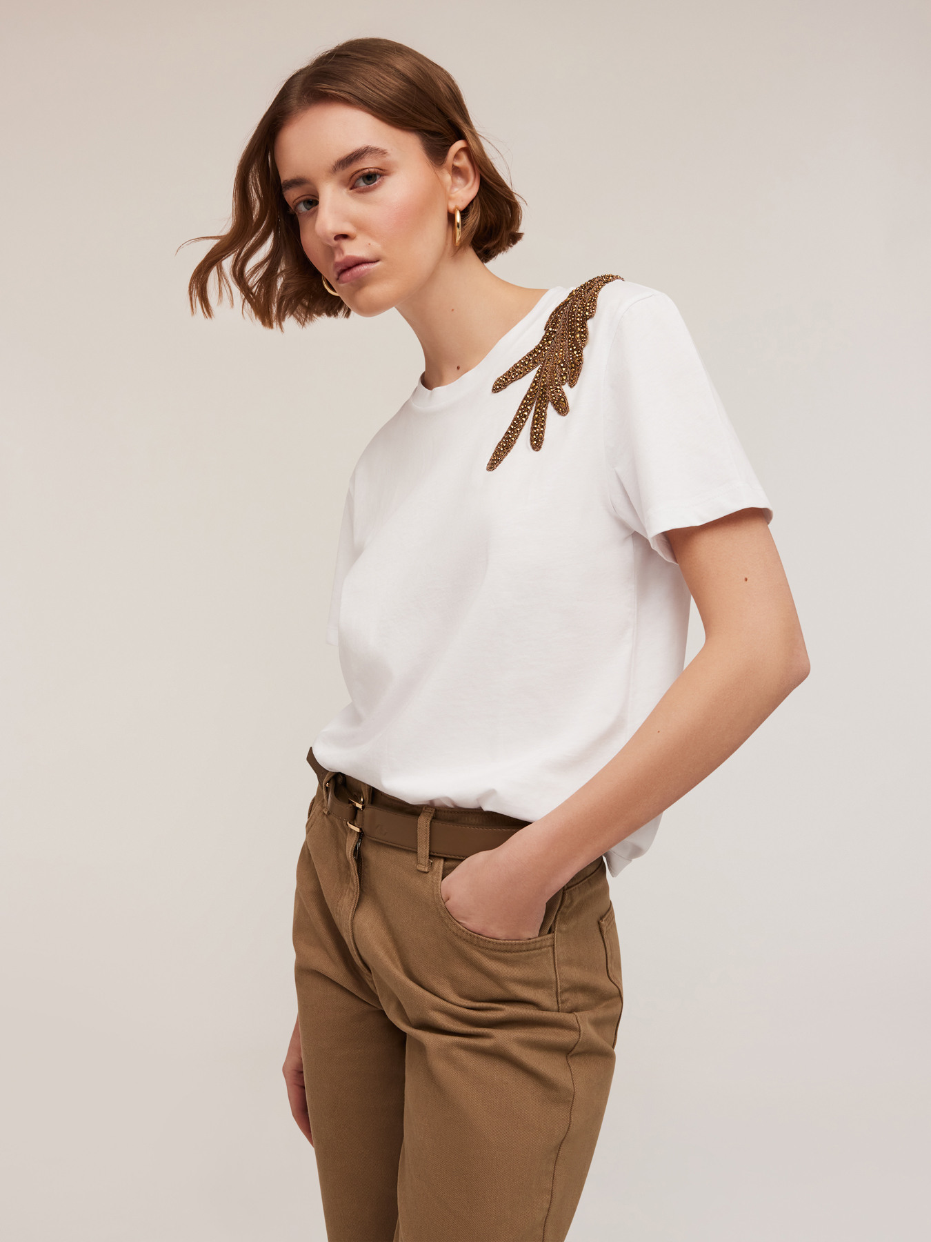 T-shirt with embroidered patch image number 0