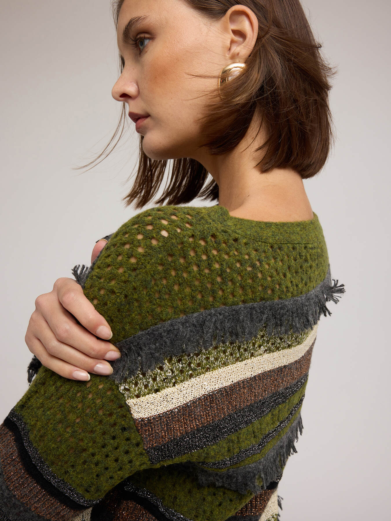 Multicolor striped perforated sweater image number 3