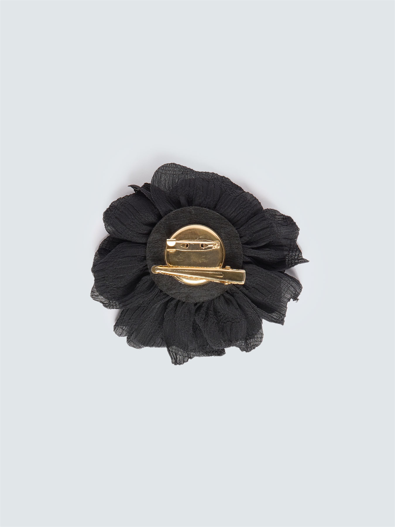 Collier avec broche fleur en tulle image number 5