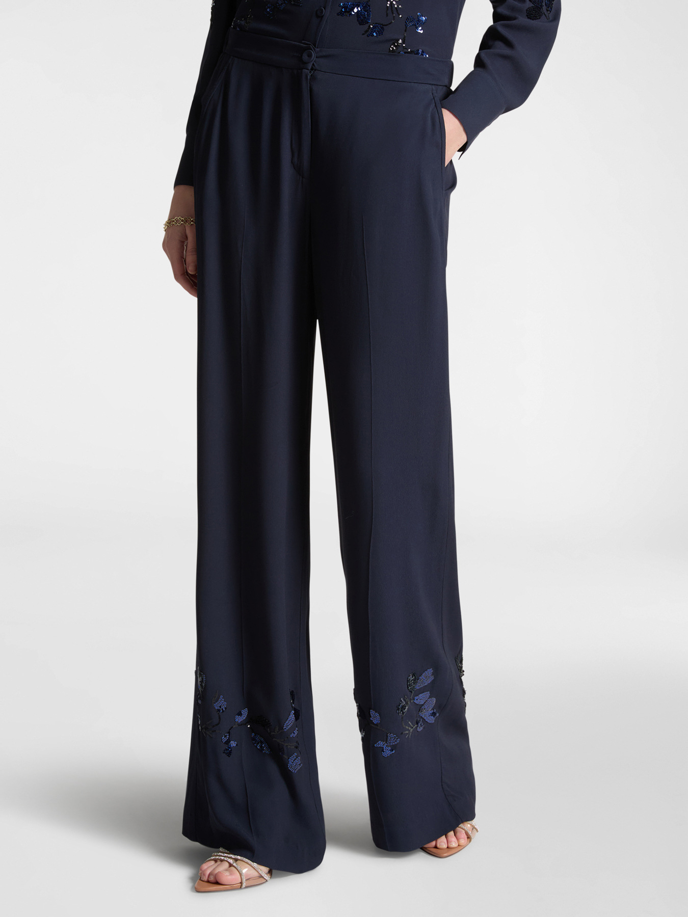 Bestickte Hose image number 2