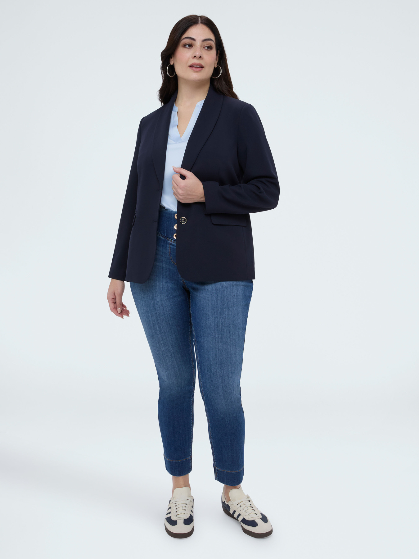 Denim jeggings with decorative buttons image number 0