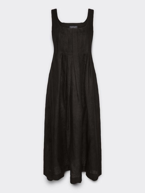Linen dress with pleats on the front