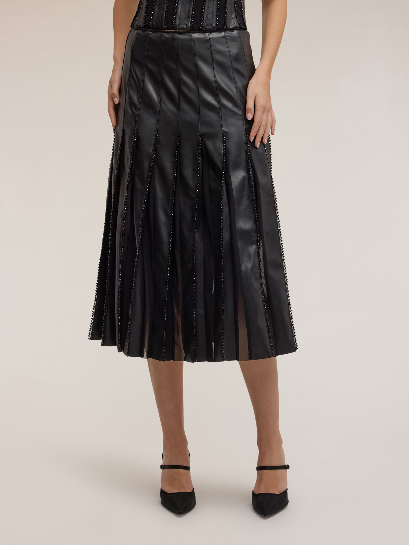Pleated skirt in Smart Couture coated fabric image number 4