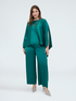 Schultertuch aus Satin mit asymmetrischem Design image number 0