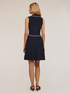 Kurzes Strickkleid mit Besätzen in Kontrastfarbe image number 1