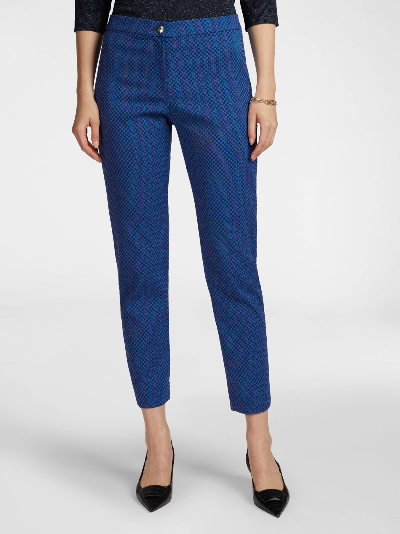Gerade geschnittene Hose aus Jacquardstoff image number 2