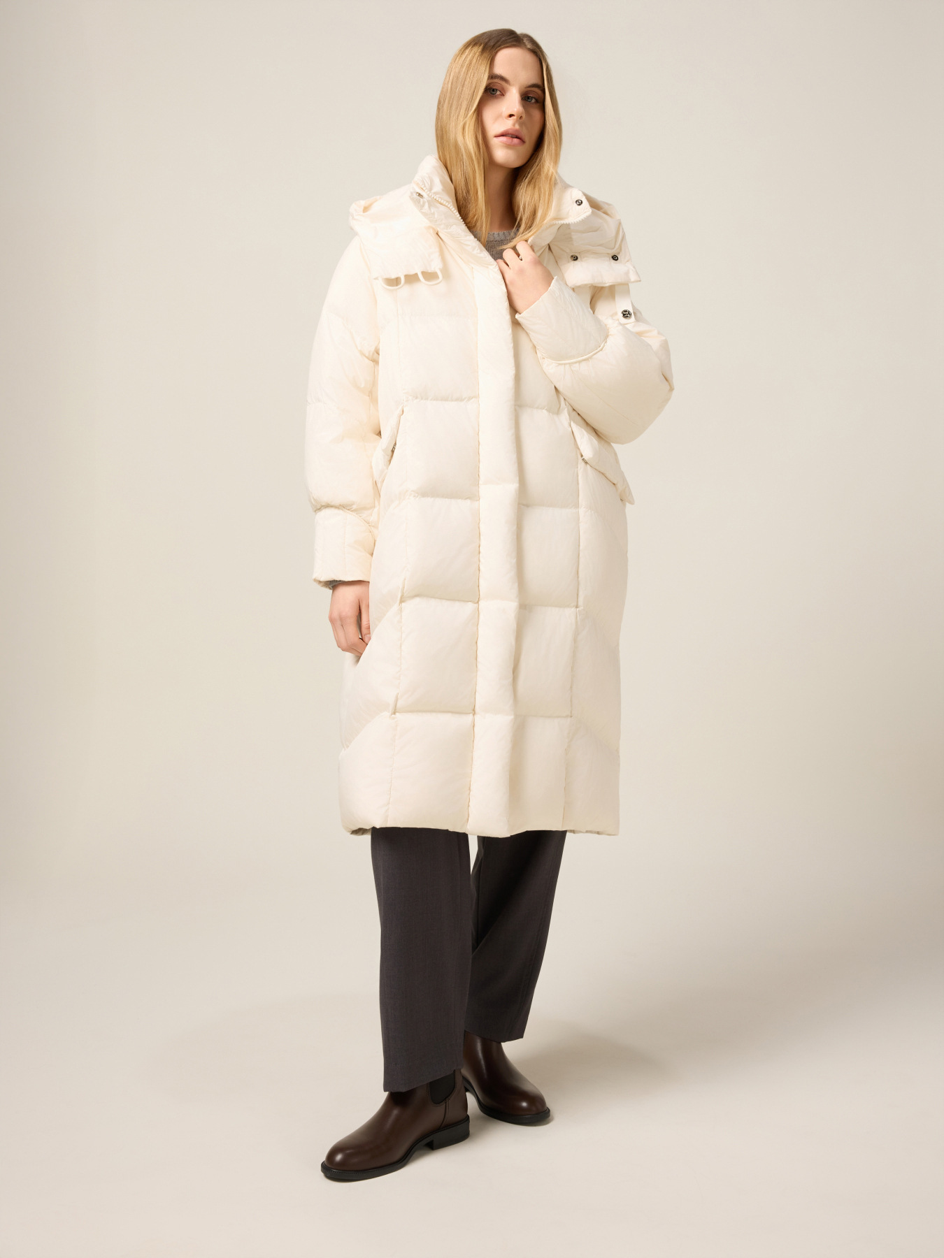 Piumino lungo in vera piuma image number 0