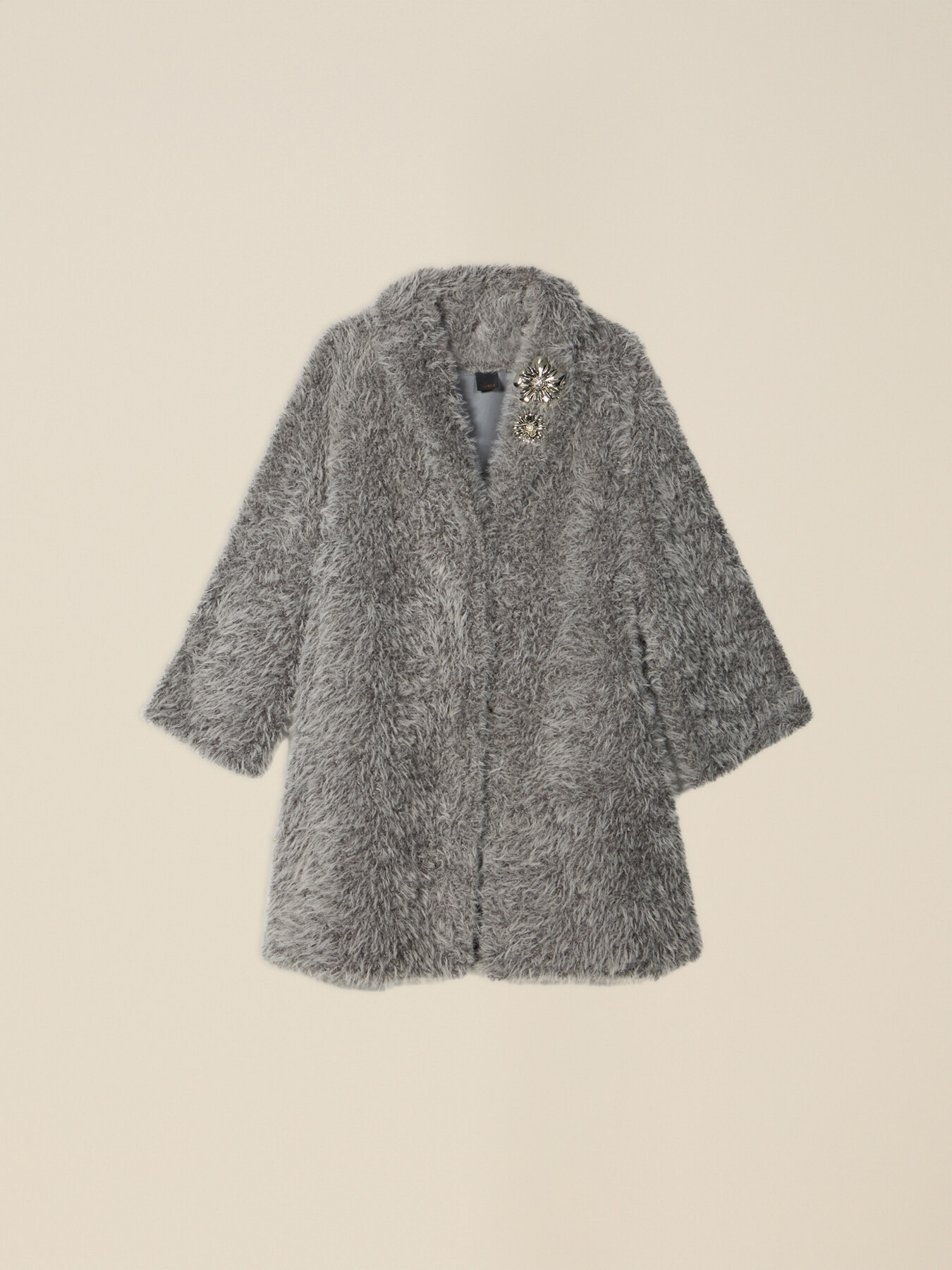 Oversized teddy coat with pins image number 3