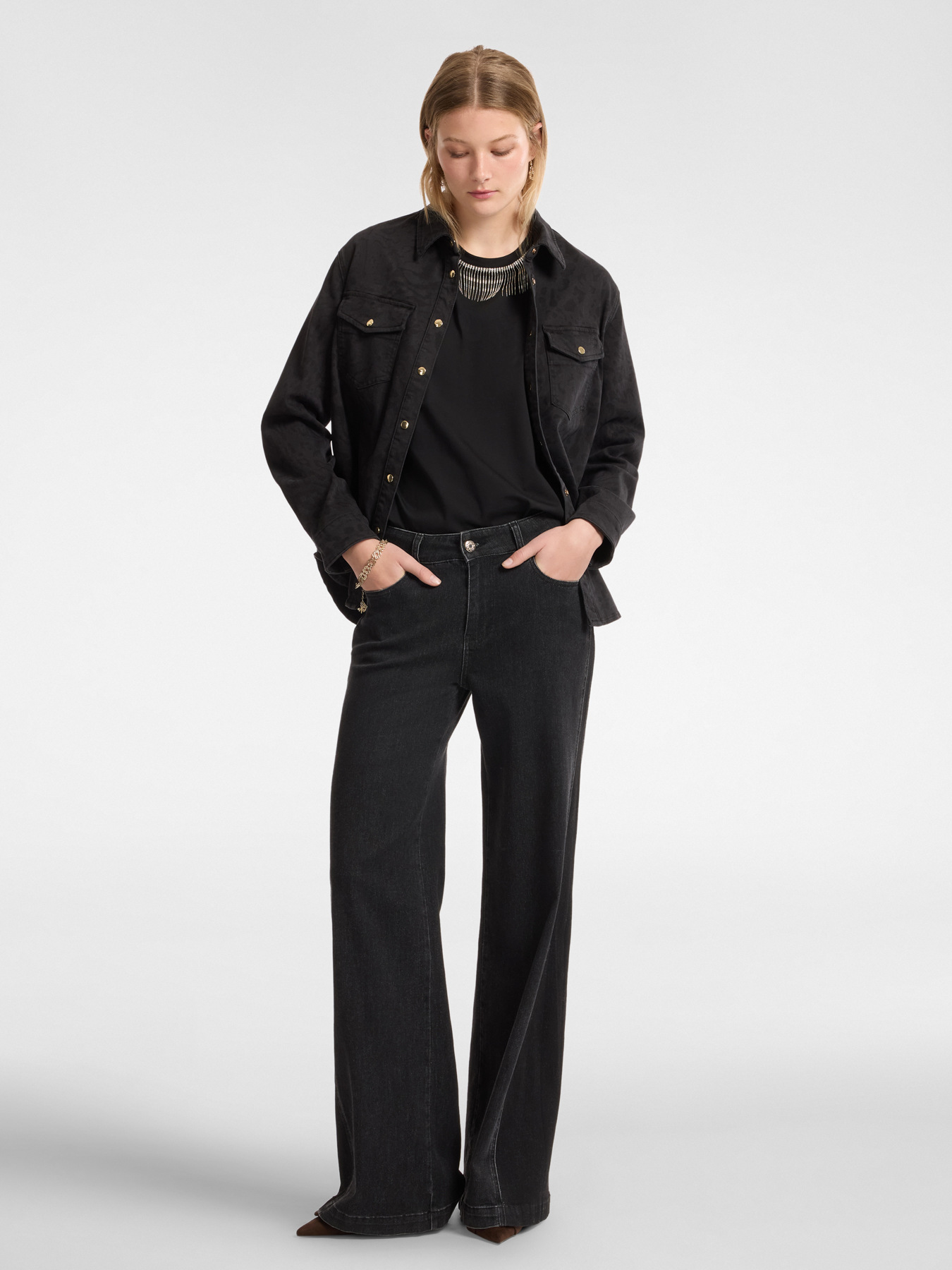 Camicia animalier in denim image number 2