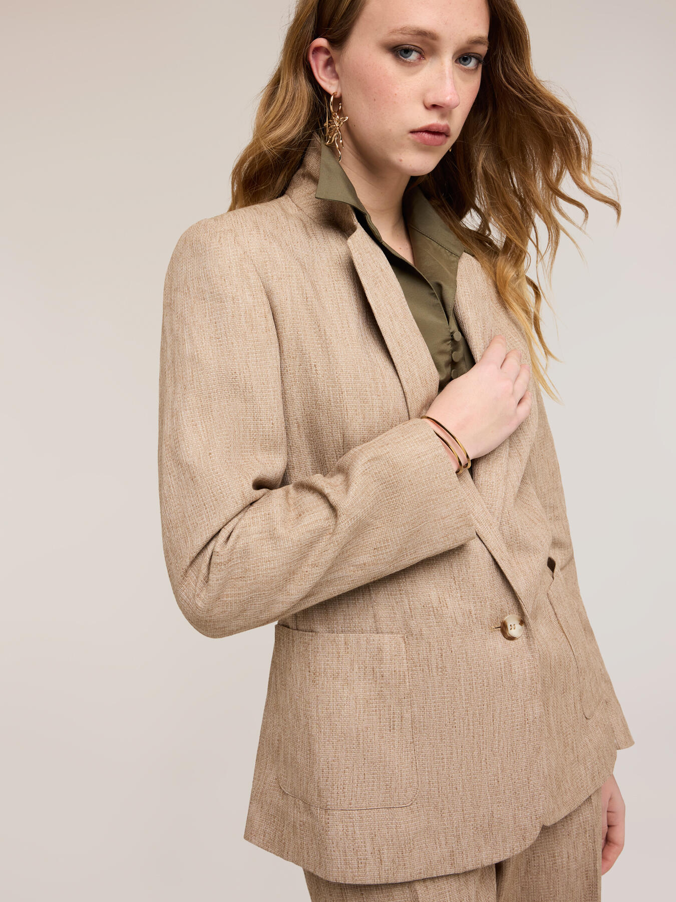 Single-breasted linen blend blazer image number 3