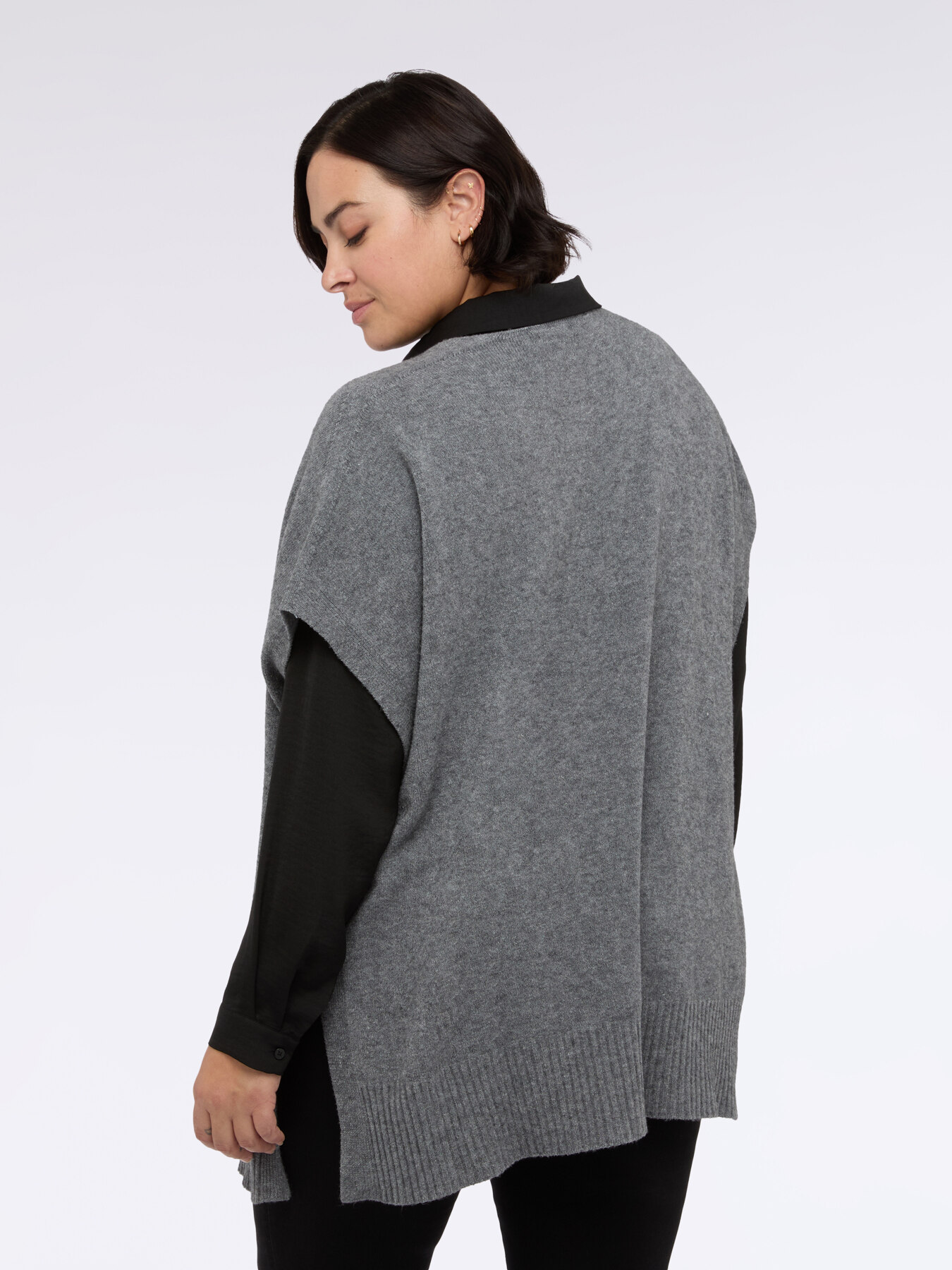 Mixi Strickweste aus feinem Strick mit Kimono-&Auml;rmeln image number 1