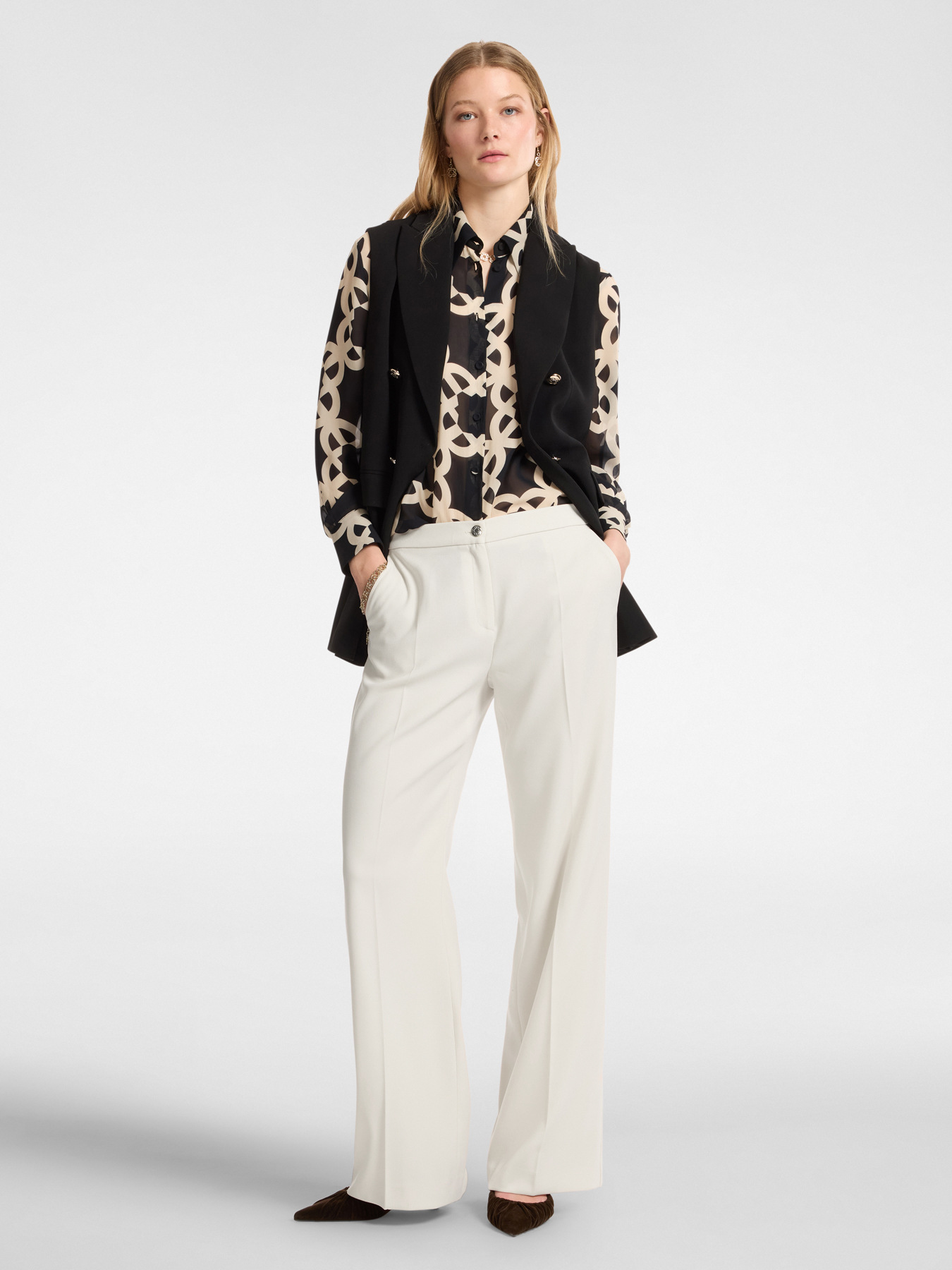 Pantalon en tissu crêpe extensible image number 0