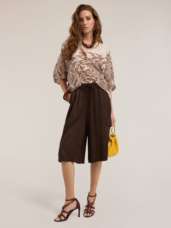 Bermudas con bolsillos cargo
