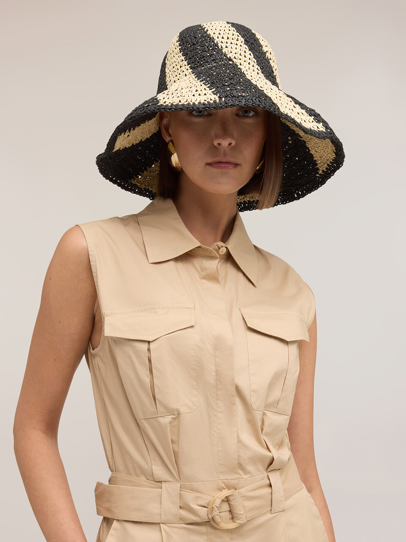 Sombrero de paja tejido a crochet image number 0