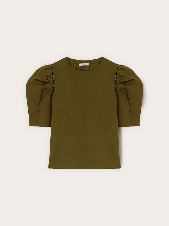 T-shirt with puffed sleeves and stones