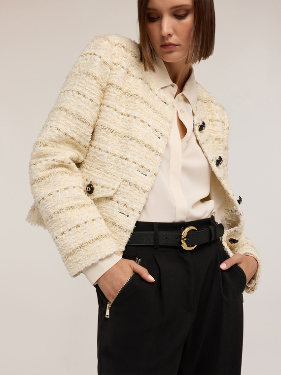 Belt with round buckle