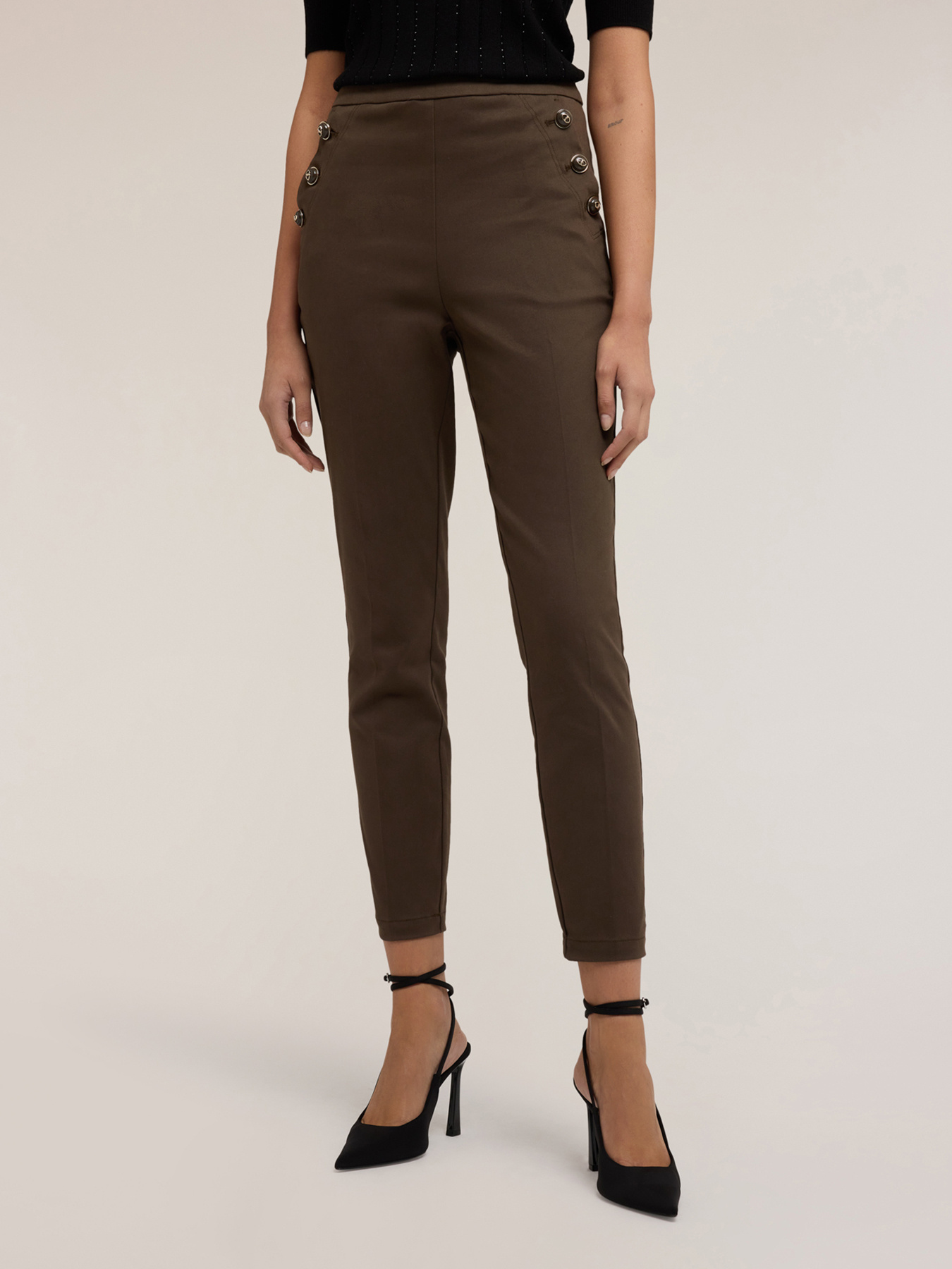 Pantaloni skinny in cotone tecnico image number 2