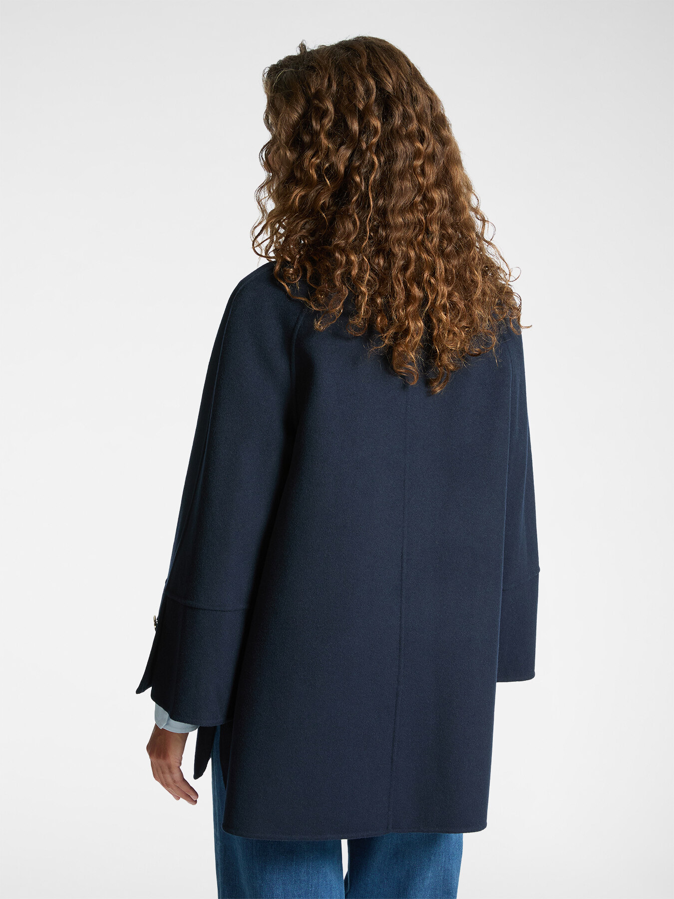 Short double-fabric coat image number 1