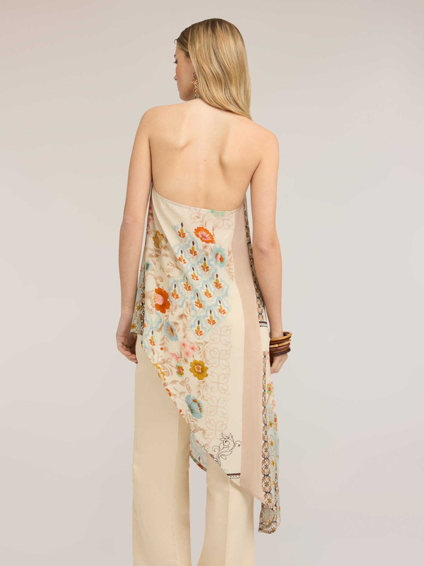 Top asimetric cu imprimeu floral image number 1