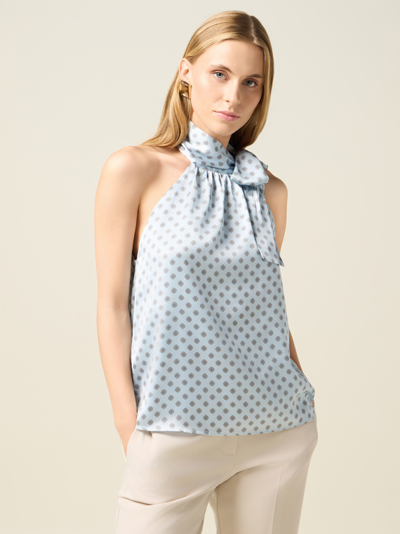 Top in raso con fiocco