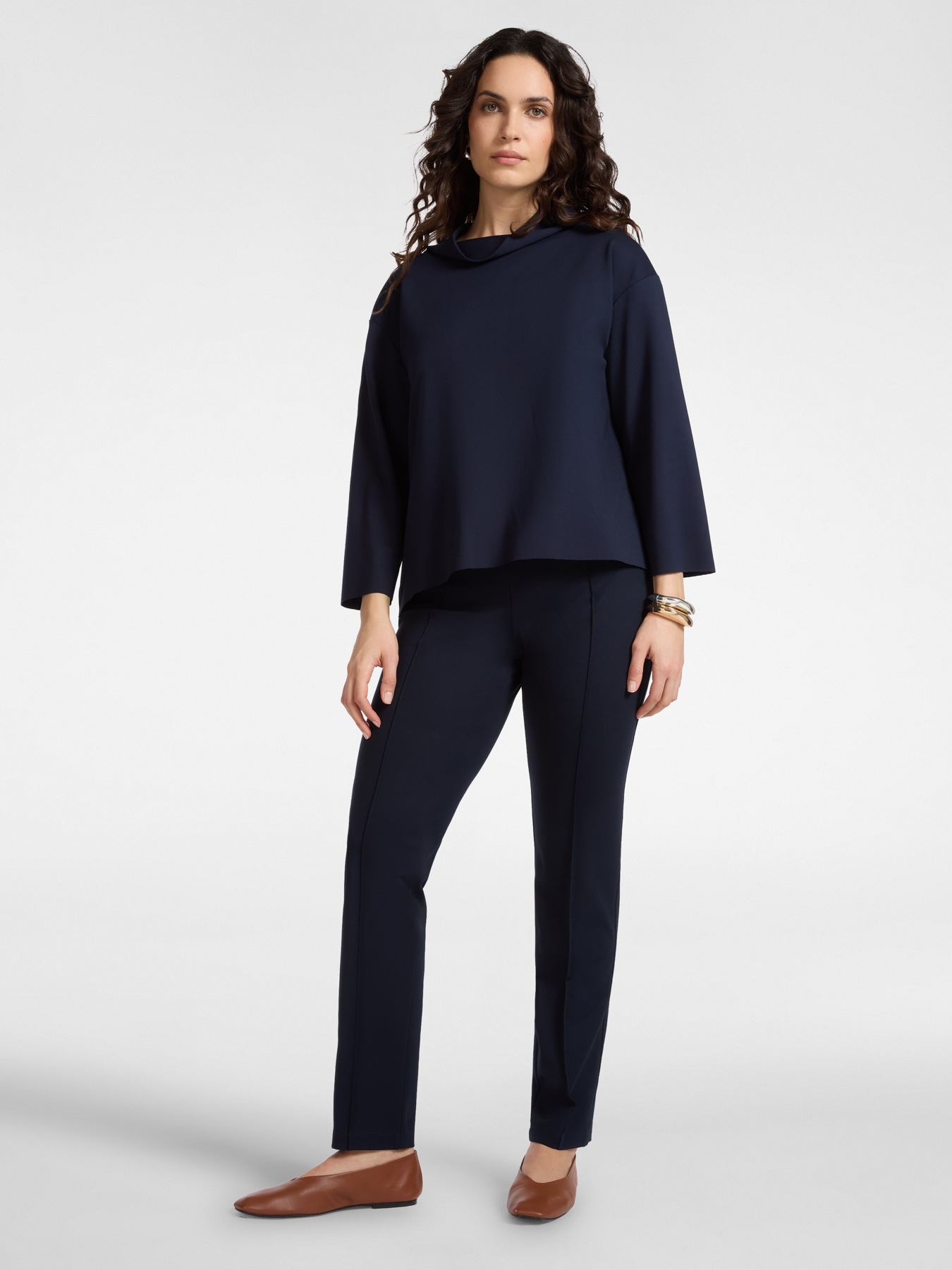 T-shirt with soft collar image number 2